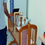 ‬ طلاب إماراتيين يبتكرون سريراً ذكياً للرُضع